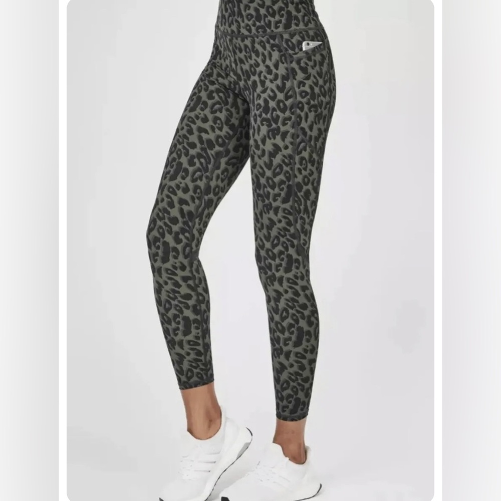 Sweaty Betty leggings NWT XL